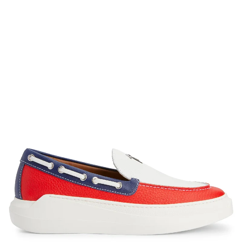 Men's loafers with a perforated leather upper for ventilation Men's loafers with a perforated leather upper for ventilation Giuseppe Zanotti Conley String Men's loafers with a perforated leather upper for ventilation Men's loafers with a perforated leather upper for ventilation Giuseppe Zanotti Conley String