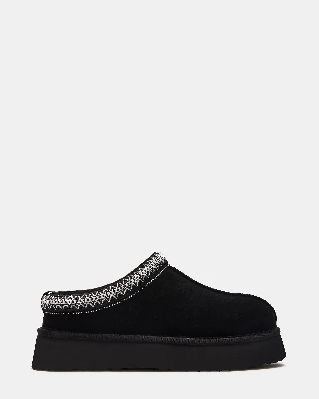 Men's loafers with a pointed toe for a stylish appearance Men's loafers with a pointed toe for a stylish appearance SELENA BLACK Men's loafers with a pointed toe for a stylish appearance Men's loafers with a pointed toe for a stylish appearance SELENA BLACK