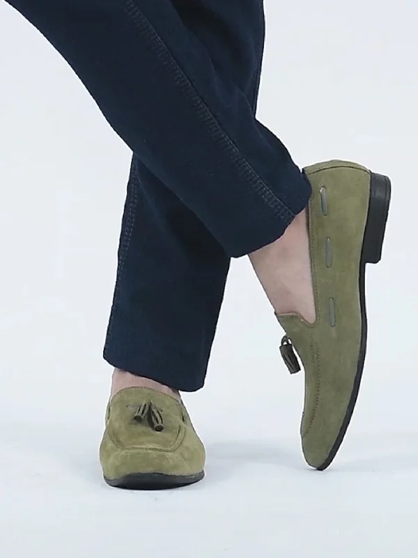 Men's casual shoes with a geometric pattern Men Olive Green Suede Leather Casual Tassel Loafer Shoes Men's casual shoes with a geometric pattern Men Olive Green Suede Leather Casual Tassel Loafer Shoes