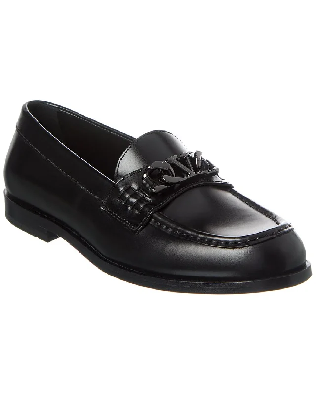 Men's loafers with a pointed toe for a stylish appearance Men's loafers with a pointed toe for a stylish appearance Valentino VLogo Chain Leather Loafer Men's loafers with a pointed toe for a stylish appearance Men's loafers with a pointed toe for a stylish appearance Valentino VLogo Chain Leather Loafer
