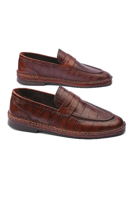 Men's loafers with a smooth leather finish Men's loafers with a smooth leather finish LOGO 11035 BRC Men's loafers with a smooth leather finish Men's loafers with a smooth leather finish LOGO 11035 BRC