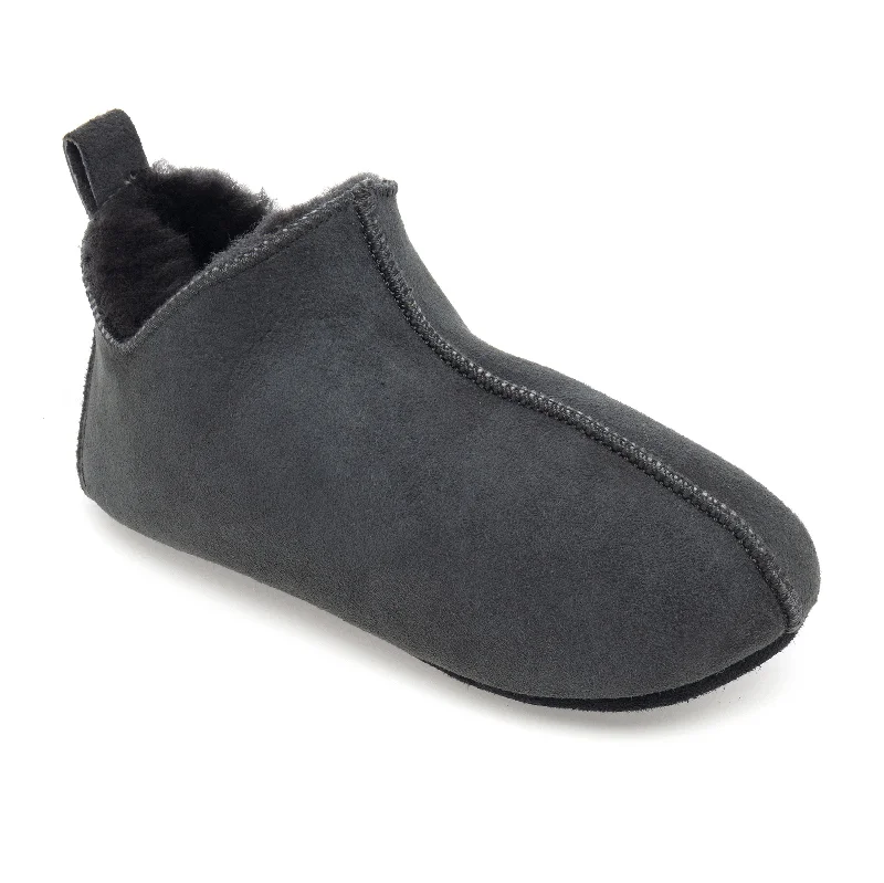 Men's slippers in a warm color like red or brown Berit Sheepskin Slippers - Graphite