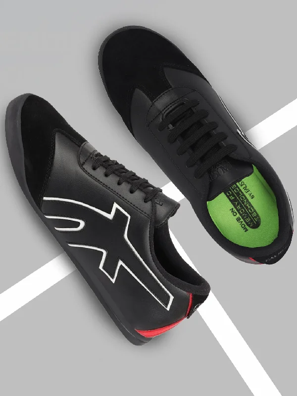 Men's casual shoes with a low - profile design Men Black Trendy Lace Up Sneakers
