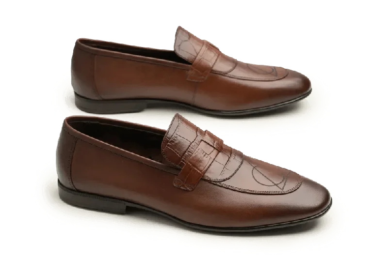 Men's loafers with a smooth leather finish Men's loafers with a smooth leather finish LOGO 10055 BRC Men's loafers with a smooth leather finish Men's loafers with a smooth leather finish LOGO 10055 BRC