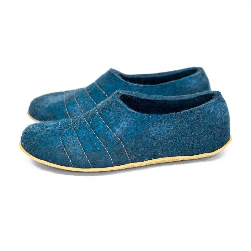 Men's slippers with a padded collar for comfort Men's Classic Wool Slippers - Turquoise Mix Men's slippers with a padded collar for comfort Men's Classic Wool Slippers - Turquoise Mix