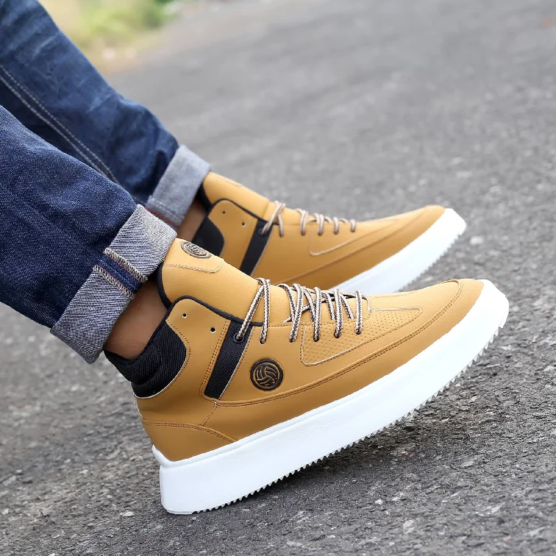 Men's casual shoes with a logo patch on the tongue Bacca Bucci Stormbreaker