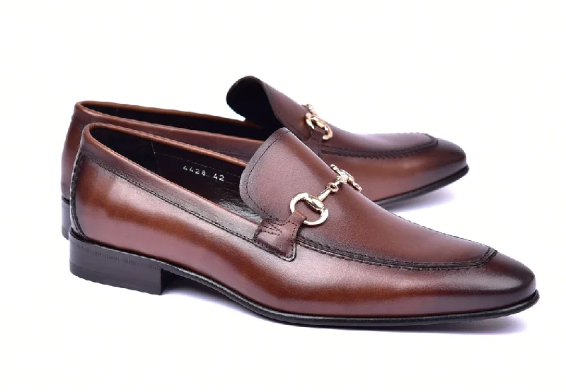 Men's formal shoes with a padded insole for comfort Men's formal shoes with a padded insole for comfort Corrente 4428 Leather slip-on Loafer Shoes - Antique Brown Men's formal shoes with a padded insole for comfort Men's formal shoes with a padded insole for comfort Corrente 4428 Leather slip-on Loafer Shoes - Antique Brown