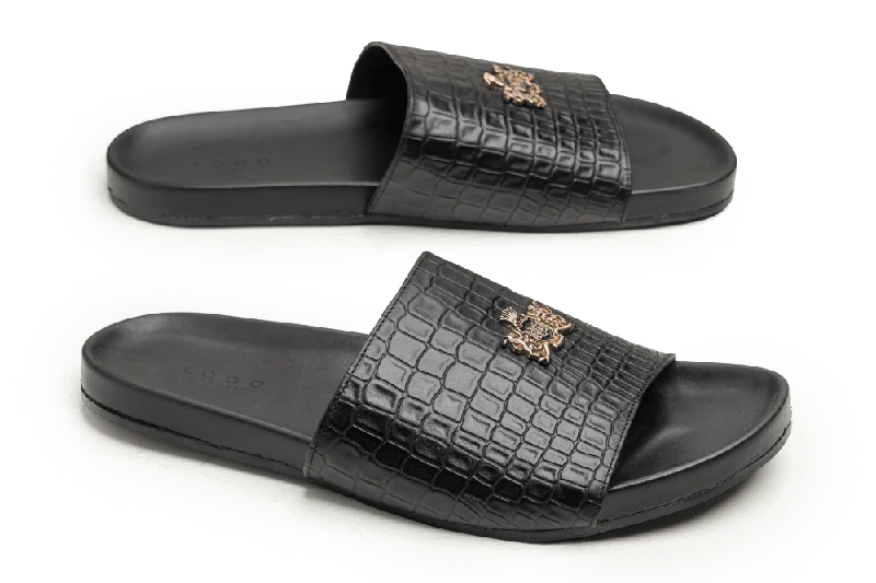 Men's slippers with a non - slip outsole for safetyLOGO 7834 BKA