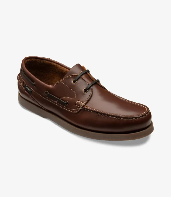 Breathable men's casual shoes for warm weatherLOAKE Lymington -  Lace up boat shoe - Brown