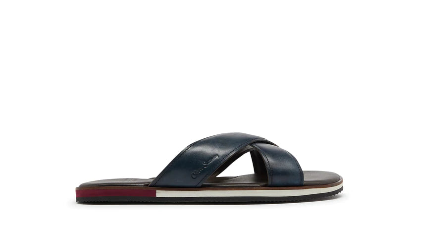 Men's casual shoes with a sporty look and feelOliver Sweeney Whitestone Leather Sandals - Navy Men's casual shoes with a sporty look and feelOliver Sweeney Whitestone Leather Sandals - Navy