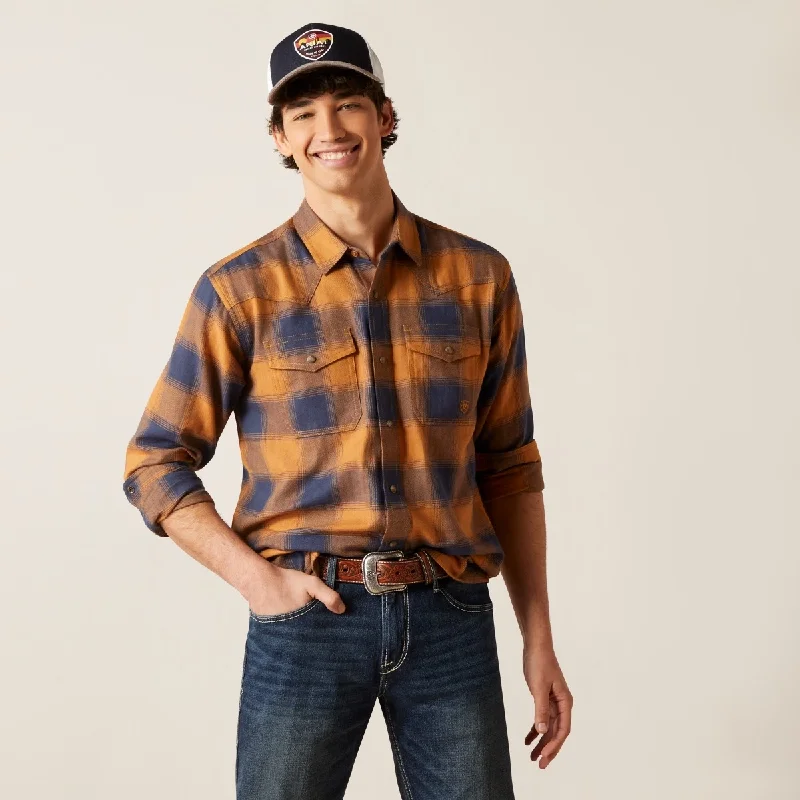 Men's western boots in a rich brown or black leatherAriat® Men's "Hamilton Retro" Snap Long Sleeve Western Shirt Men's western boots in a rich brown or black leatherAriat® Men's "Hamilton Retro" Snap Long Sleeve Western Shirt