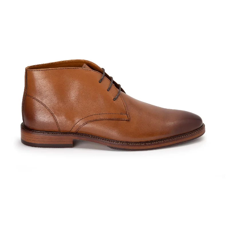 Men's formal shoes in a black or brown leatherBATA Men Dress Shoes Ace 830X113